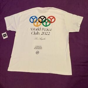 Young and Reckless (Y&R) World Peace Club T-Shirt Mens Size XL (Retail $32)